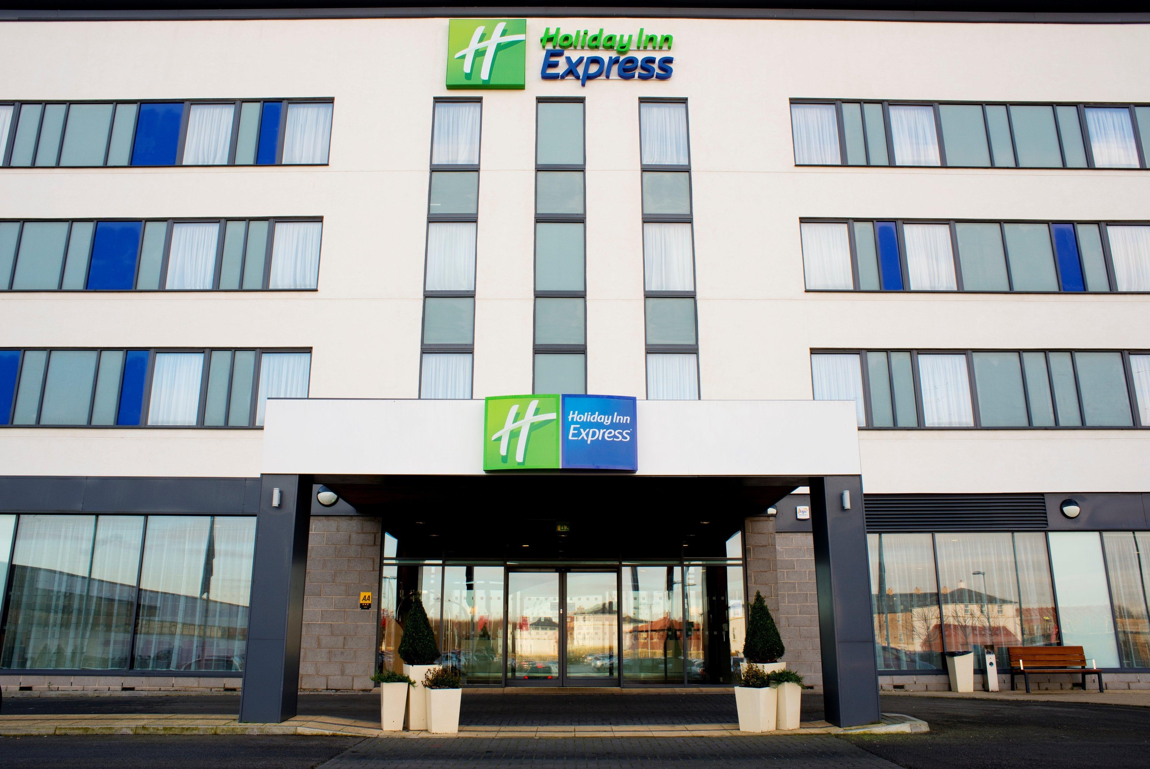 Holiday Inn Express Rotherham - North, An Ihg Hotel מראה חיצוני תמונה